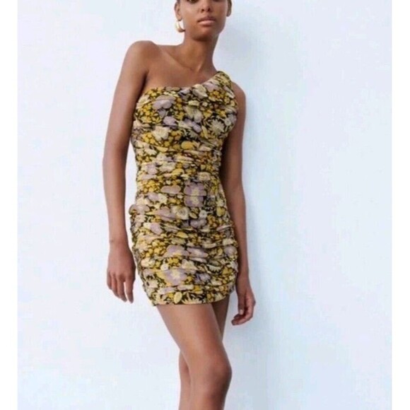 Zara Dresses & Skirts - NWT Zara Dress Women S One Shoulder Mini Black Yellow Floral Sundress Party 121